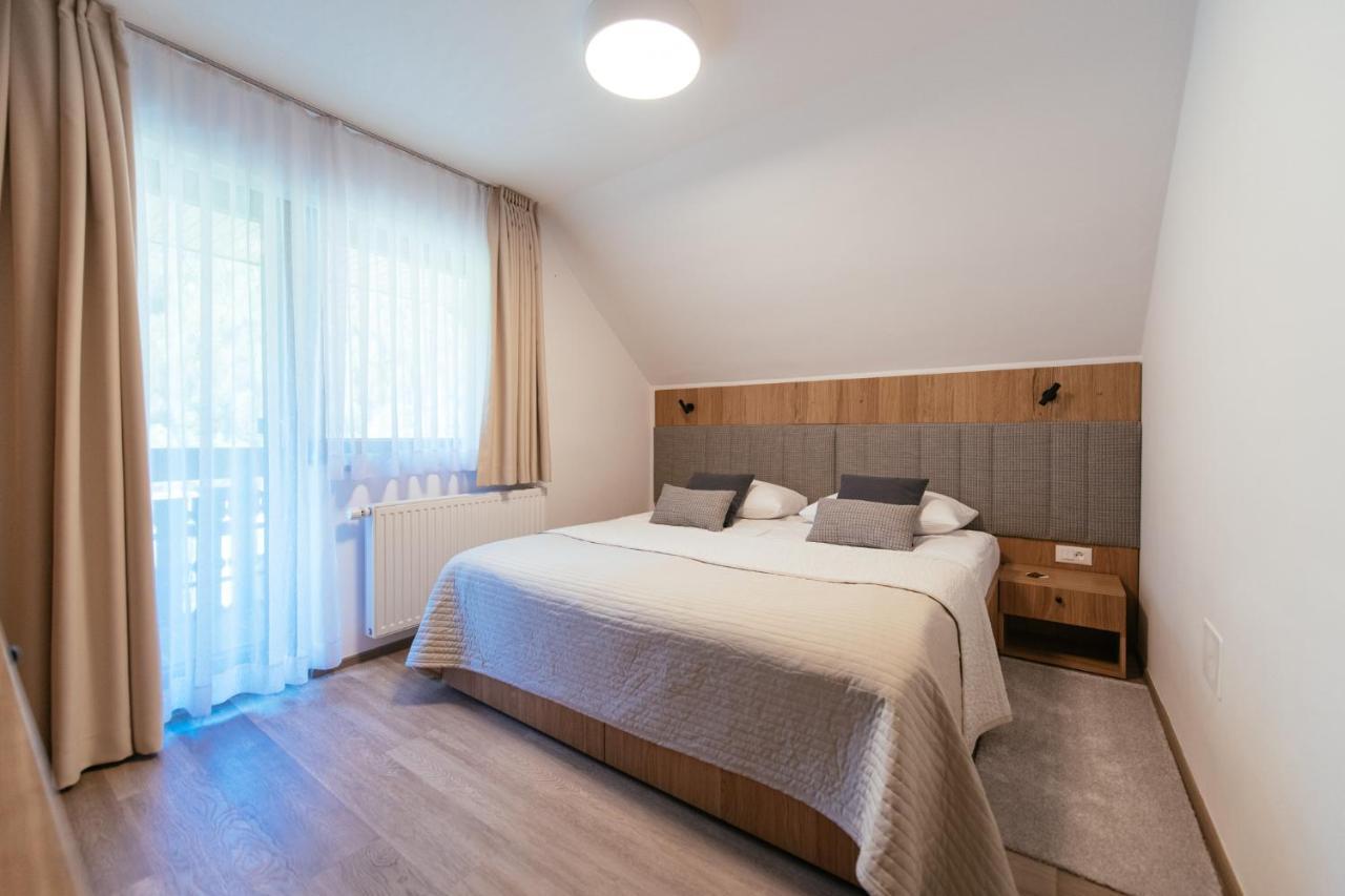 クランスカゴーラ ペンジオン リヴァダ Bed & Breakfast エクステリア 写真
